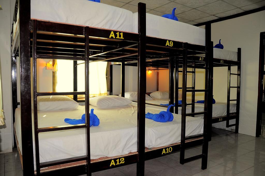 Mickey Hostel Хаад Рин Стая снимка