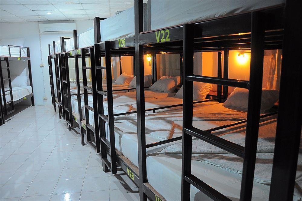 Mickey Hostel Хаад Рин Екстериор снимка